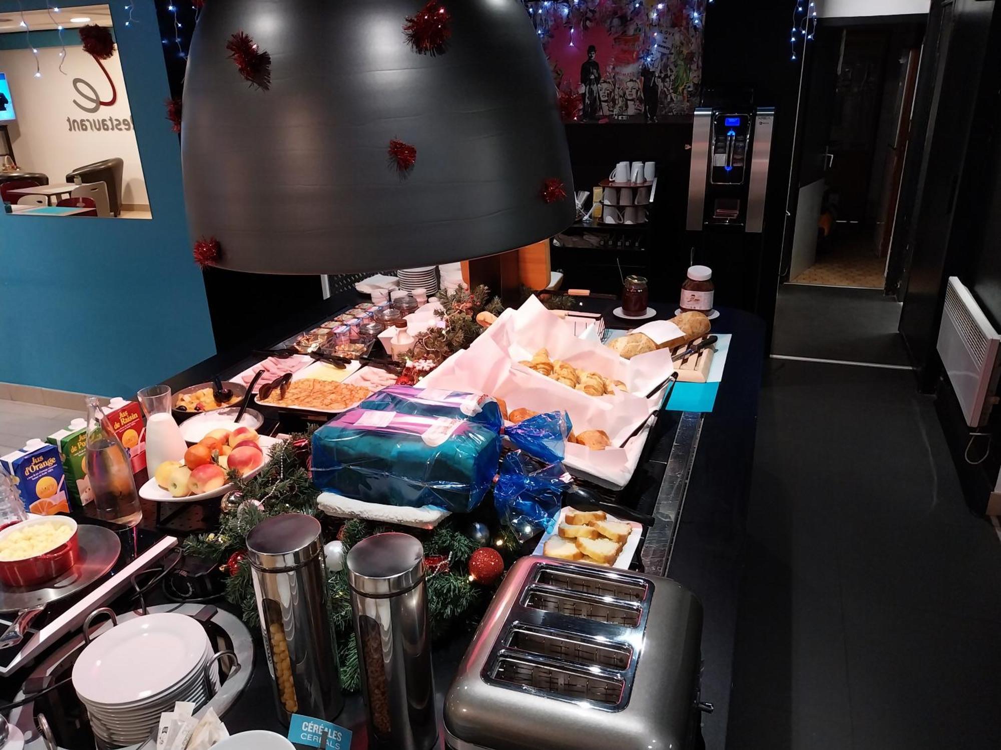 Kyriad Direct Marseille Est La Valentine 라펜느쉬르후보네 외부 사진