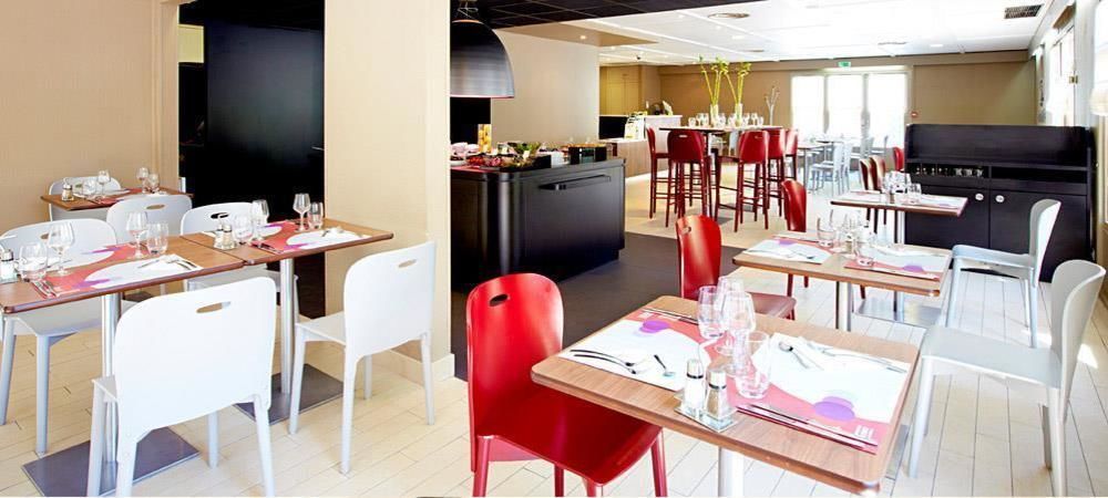 Kyriad Direct Marseille Est La Valentine 라펜느쉬르후보네 외부 사진